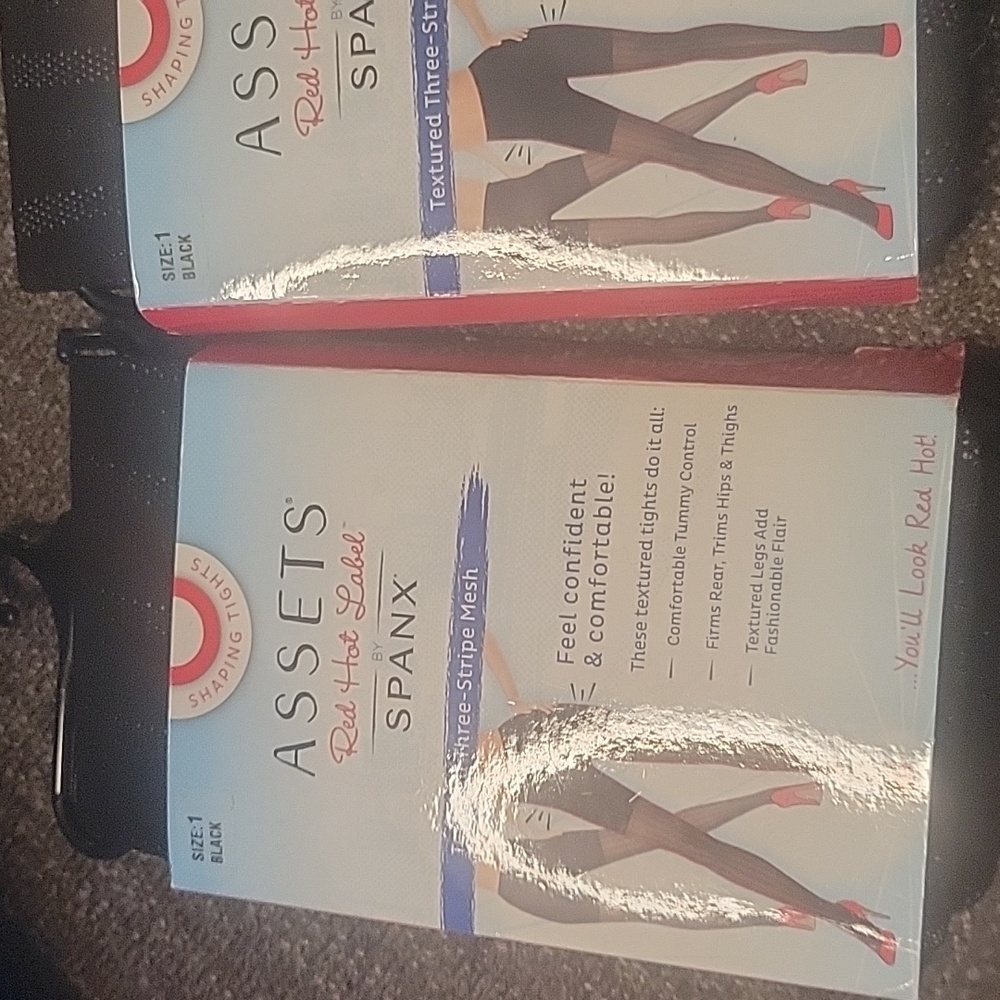 Assests By Spanx Red Hot Label NWT Textured 3 Stripe Mesh Black Tights